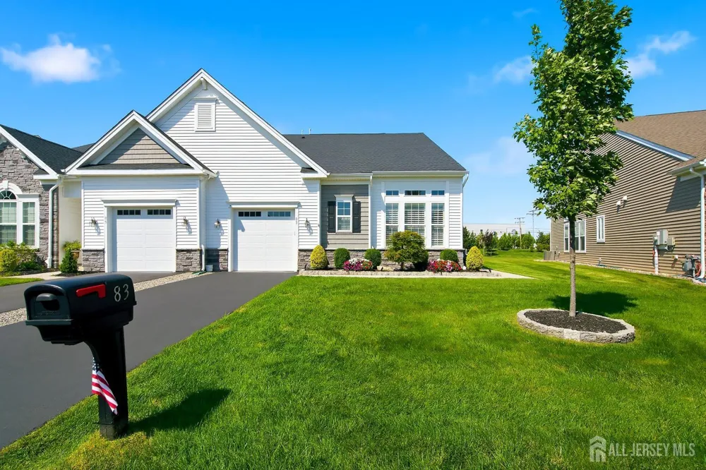 83 Starlight Drive Monroe, NJ 08831