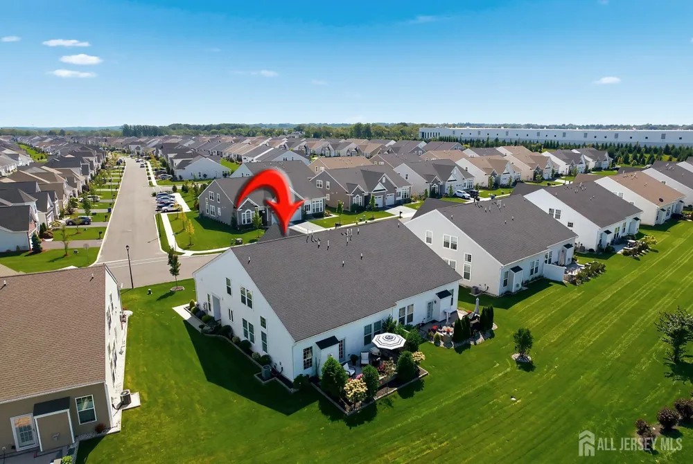 83 Starlight Drive Monroe, NJ 08831