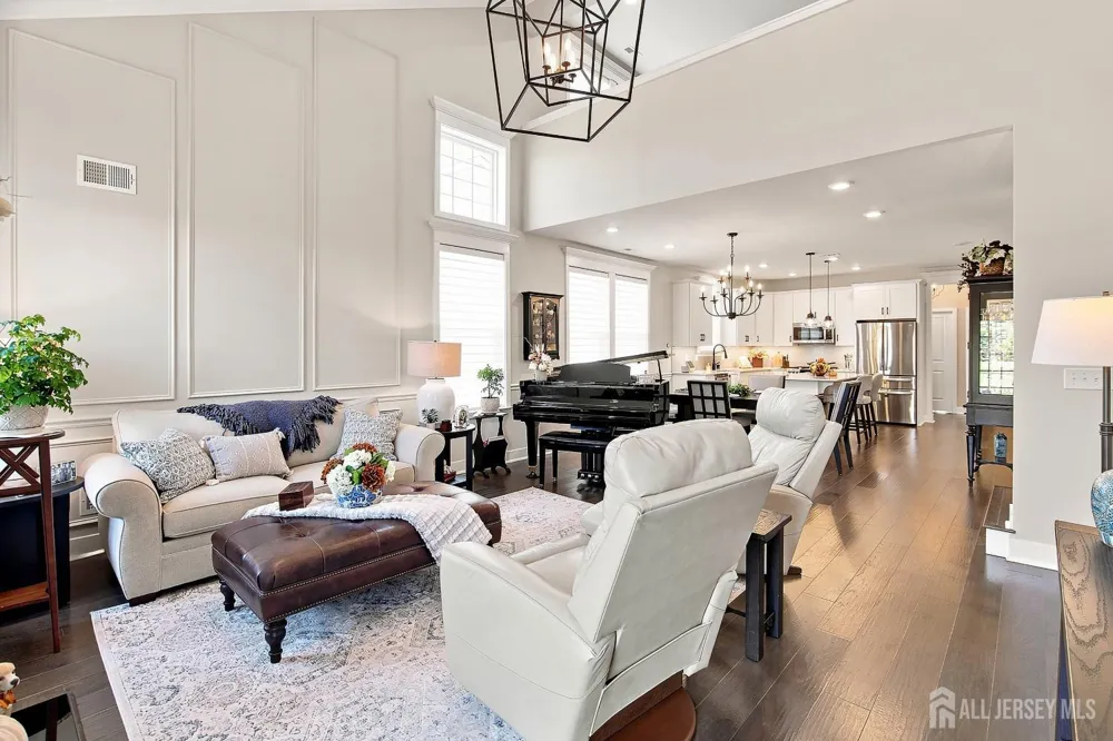 83 Starlight Drive Monroe, NJ 08831