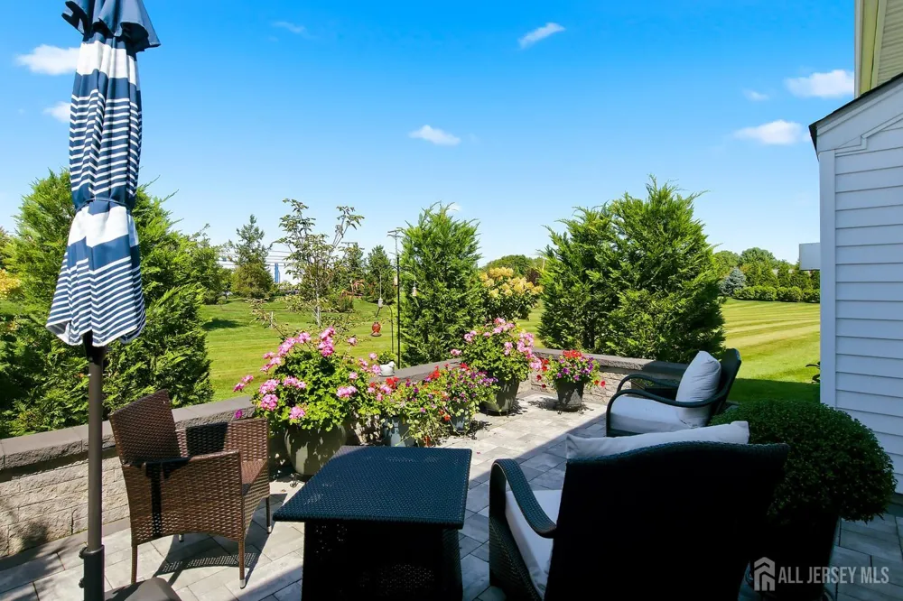 83 Starlight Drive Monroe, NJ 08831