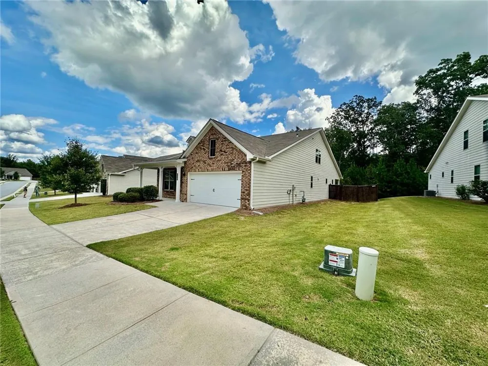 158 Rolling Hills Place Canton, GA 30114