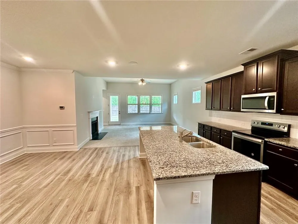 158 Rolling Hills Place Canton, GA 30114