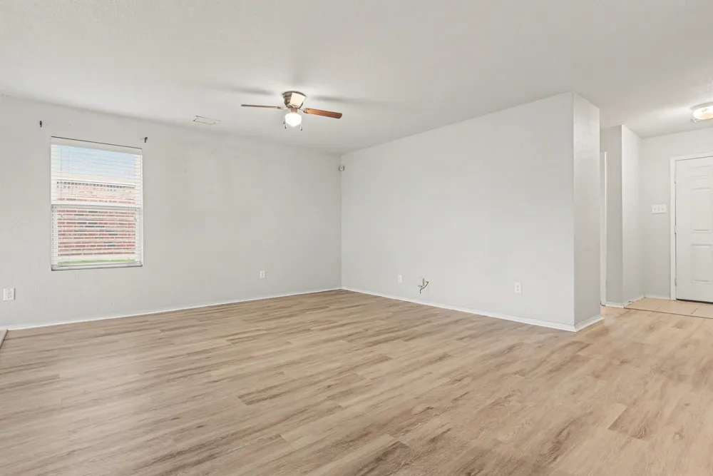 246 Willow Creek Lane Terrell, TX 75160