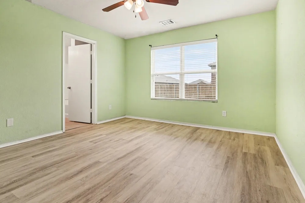 246 Willow Creek Lane Terrell, TX 75160