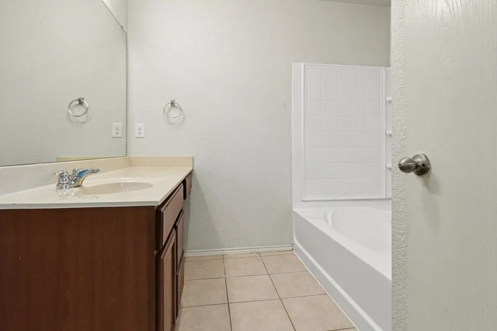 246 Willow Creek Lane Terrell, TX 75160