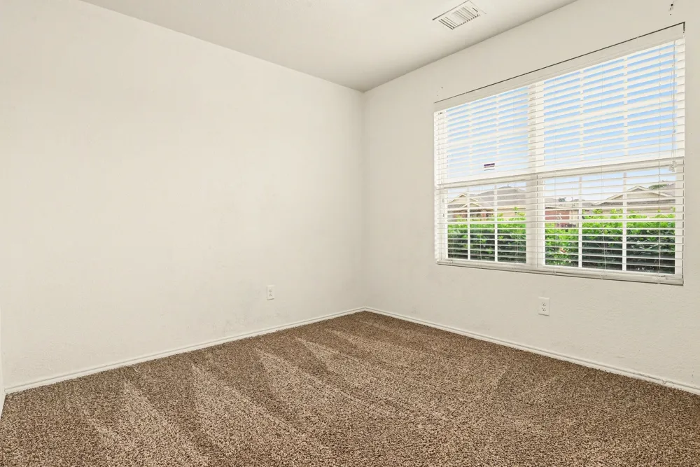 246 Willow Creek Lane Terrell, TX 75160