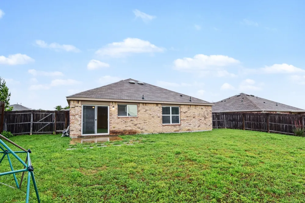 246 Willow Creek Lane Terrell, TX 75160