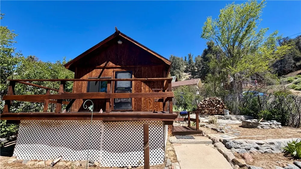 6505 Ivins Frazier Park, CA 93225