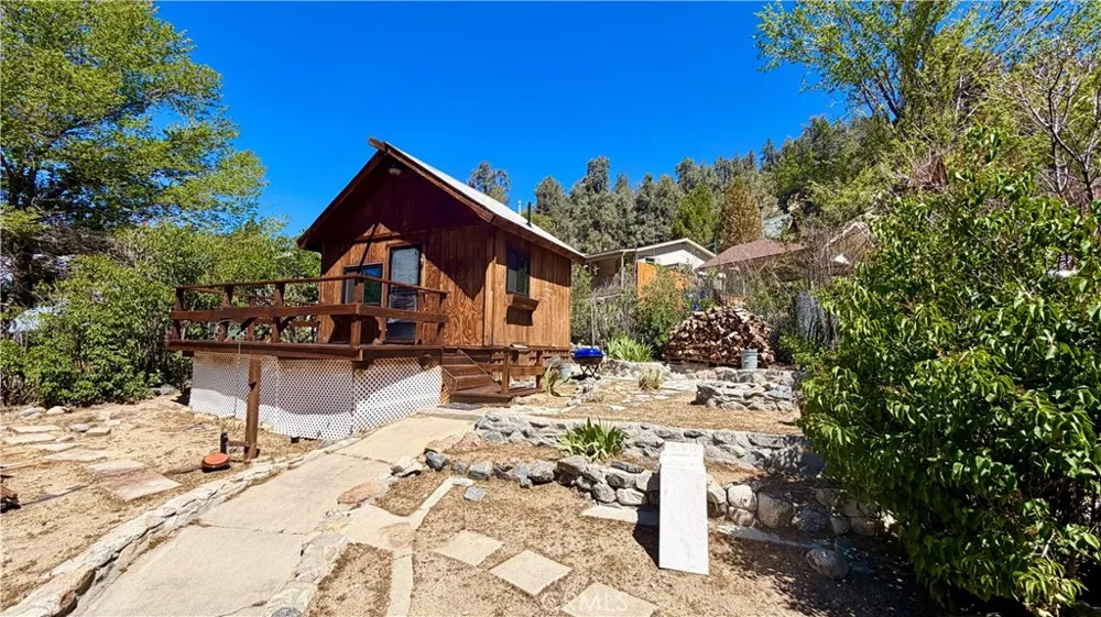 6505 Ivins Frazier Park, CA 93225