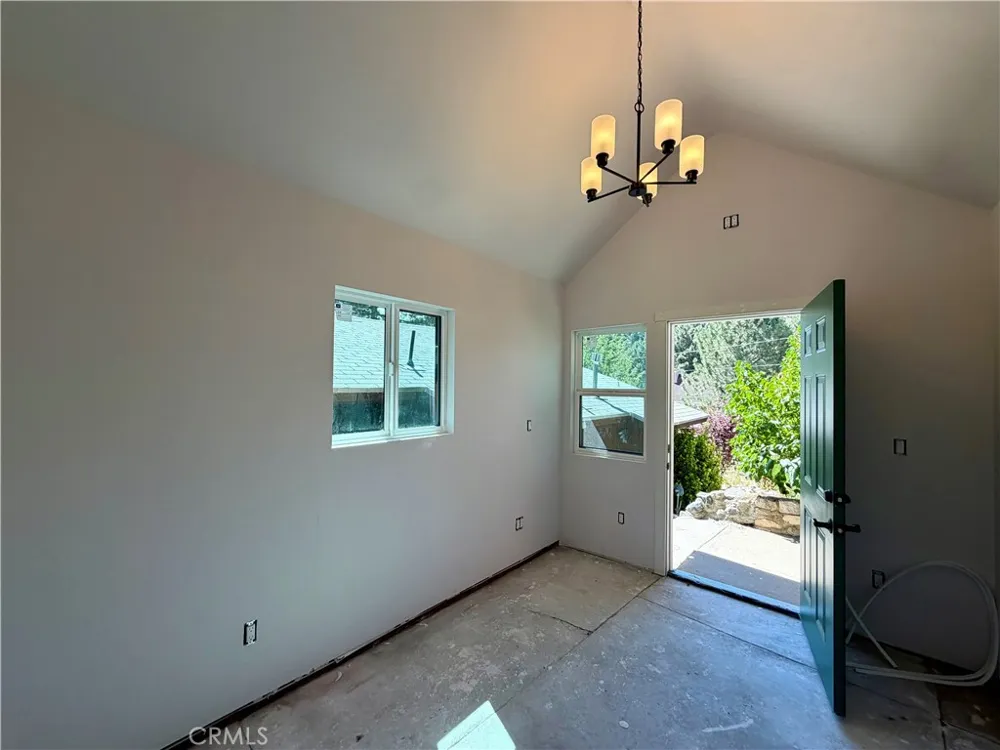 6505 Ivins Frazier Park, CA 93225