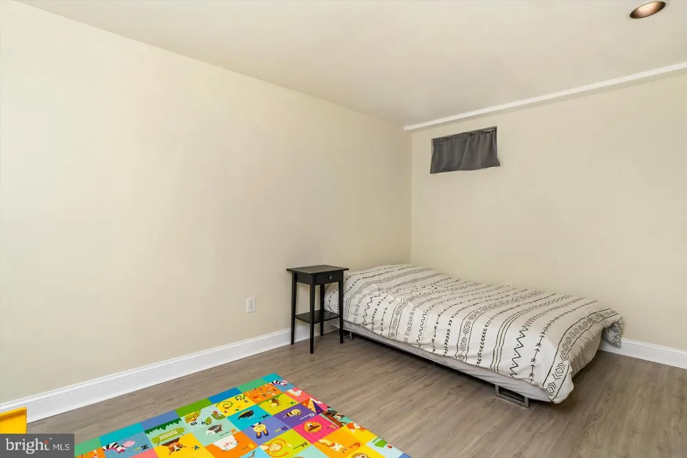 139 COBURN ROAD Pennington, NJ 08534