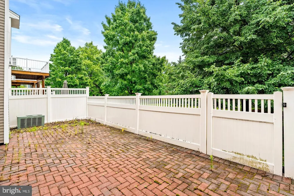 139 COBURN ROAD Pennington, NJ 08534