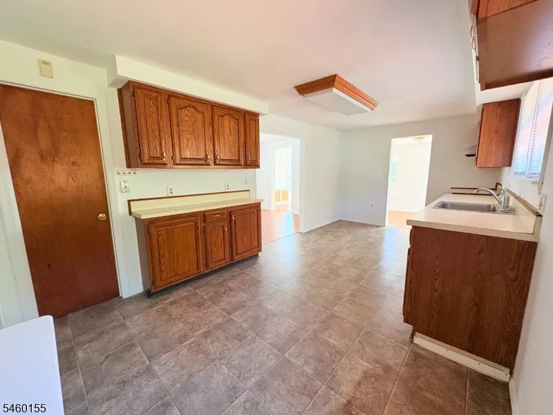 940 Route 202/206 Bridgewater, NJ 08807