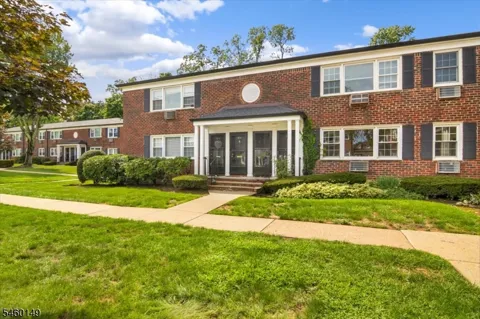 311 Pitney Pl