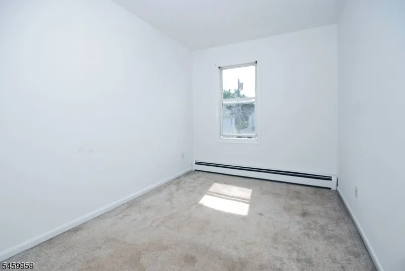23 Lagrange Street Raritan, NJ 08869