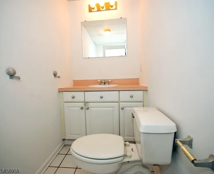 23 Lagrange Street Raritan, NJ 08869
