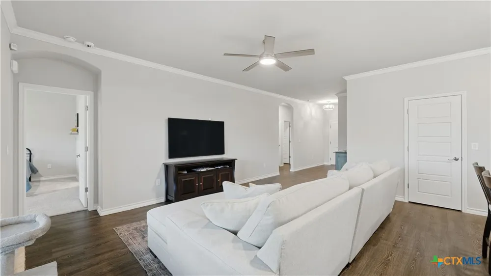 266 Rolling Hills New Braunfels, TX 78130