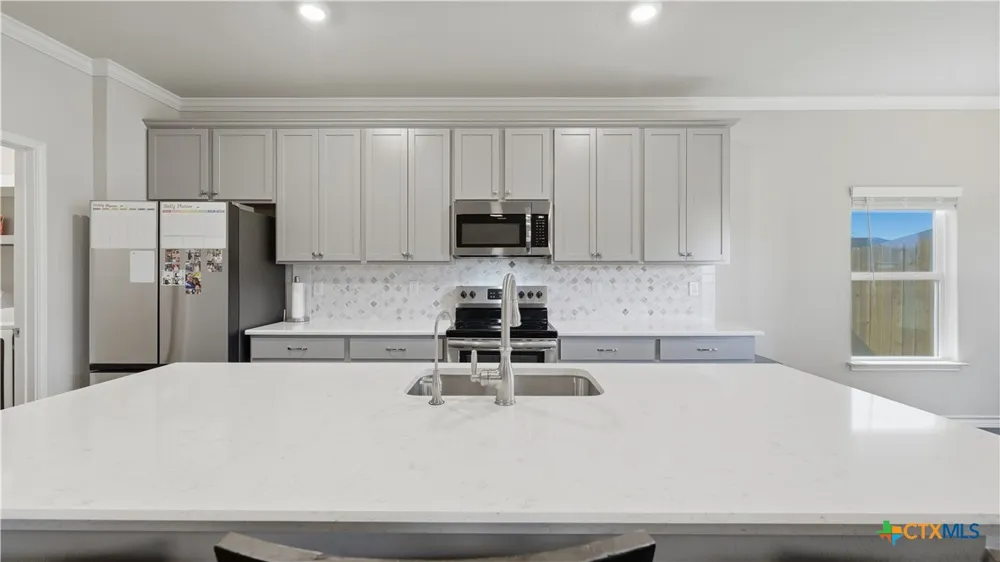 266 Rolling Hills New Braunfels, TX 78130