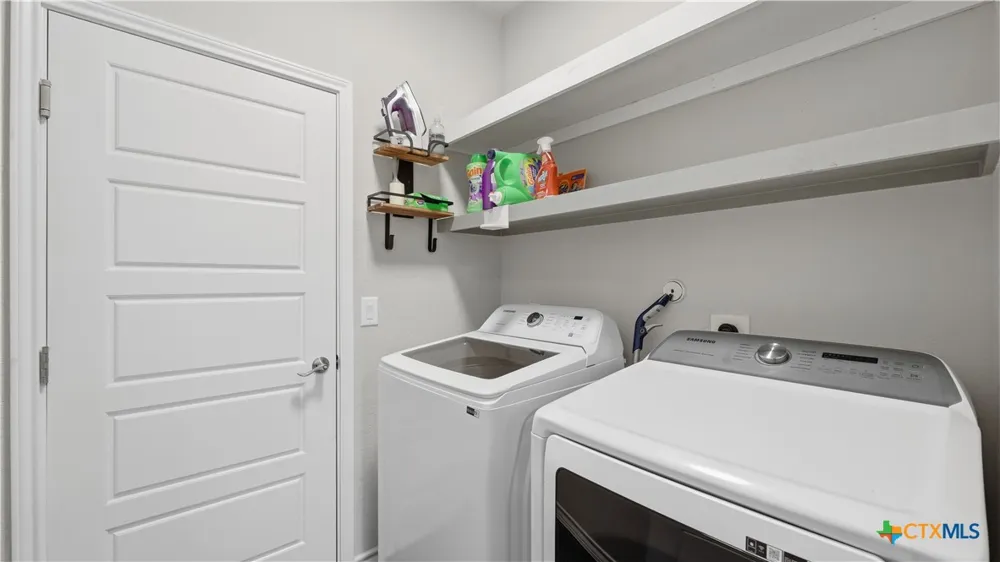 266 Rolling Hills New Braunfels, TX 78130