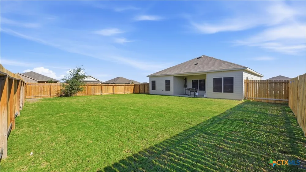 266 Rolling Hills New Braunfels, TX 78130