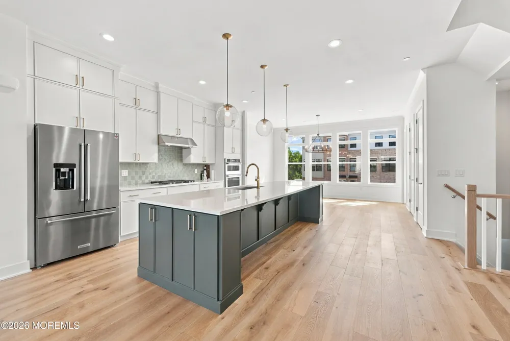 68 Augustus Drive #87 Middletown, NJ 07748