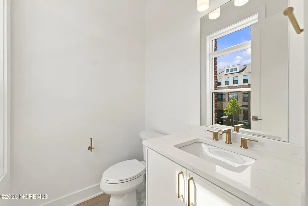 68 Augustus Drive #87 Middletown, NJ 07748