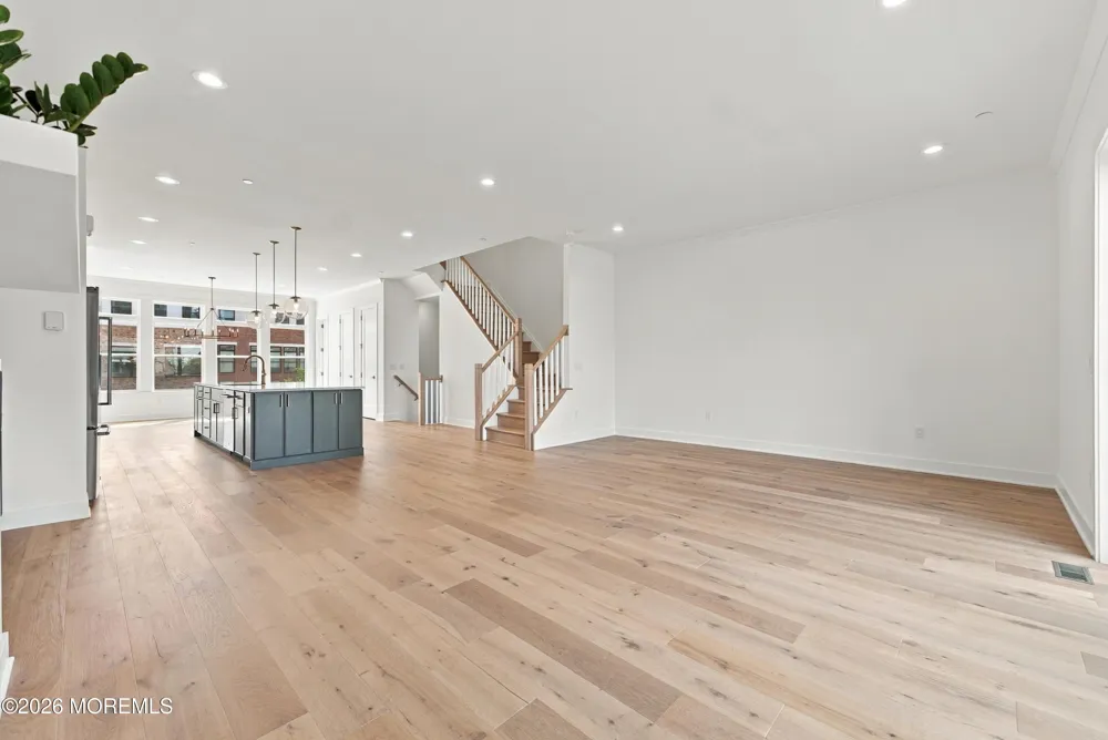 68 Augustus Drive #87 Middletown, NJ 07748