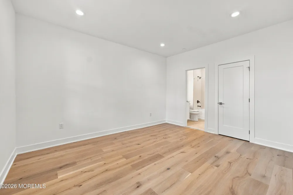 68 Augustus Drive #87 Middletown, NJ 07748