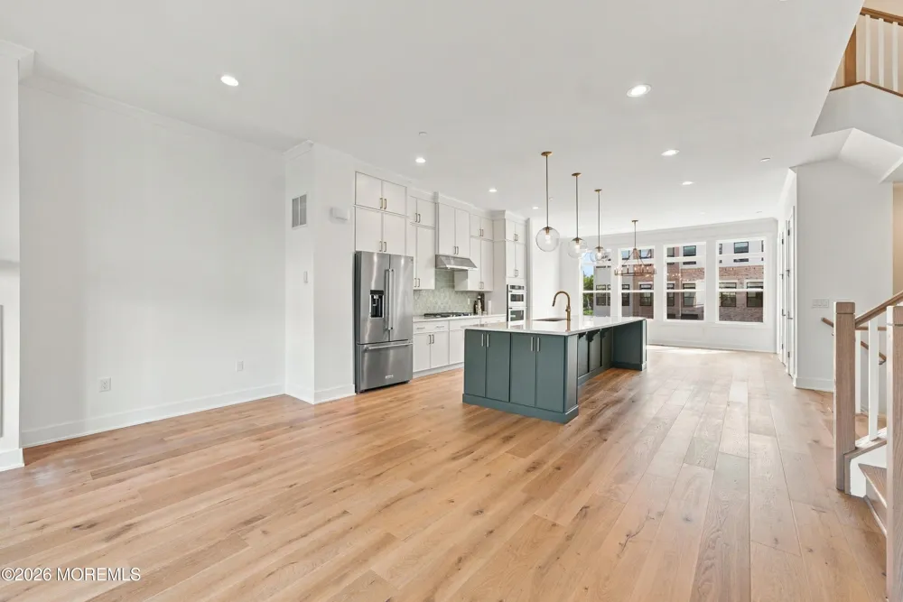 68 Augustus Drive #87 Middletown, NJ 07748