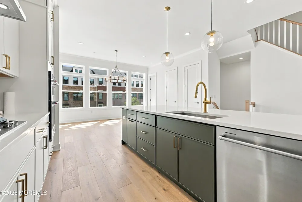 68 Augustus Drive #87 Middletown, NJ 07748