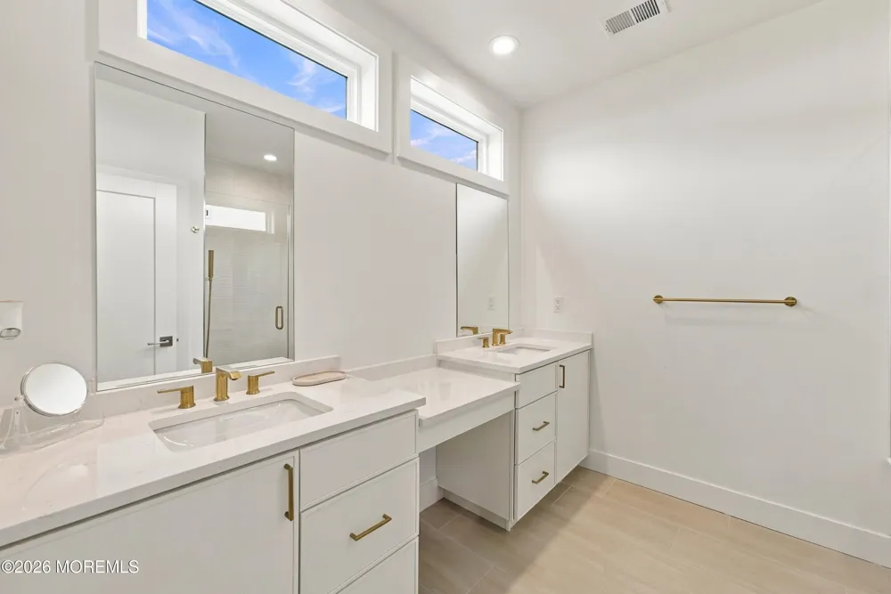 68 Augustus Drive #87 Middletown, NJ 07748