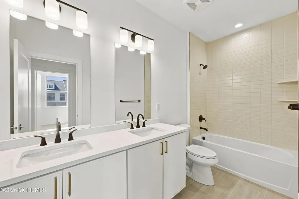 68 Augustus Drive #87 Middletown, NJ 07748