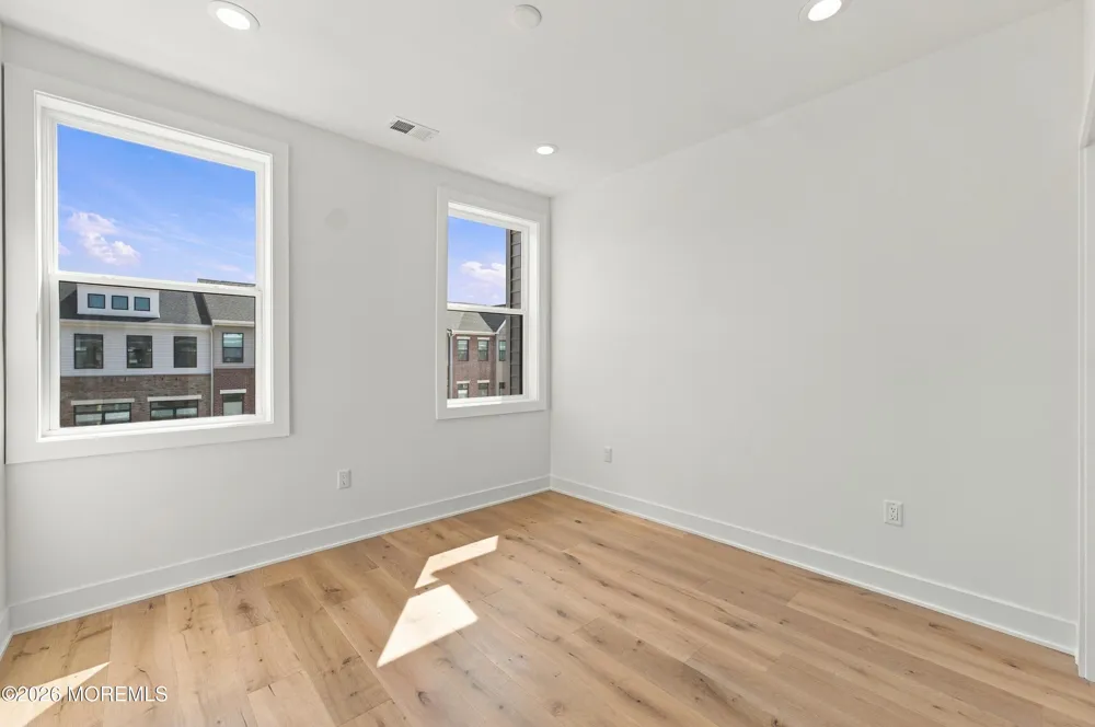 68 Augustus Drive #87 Middletown, NJ 07748