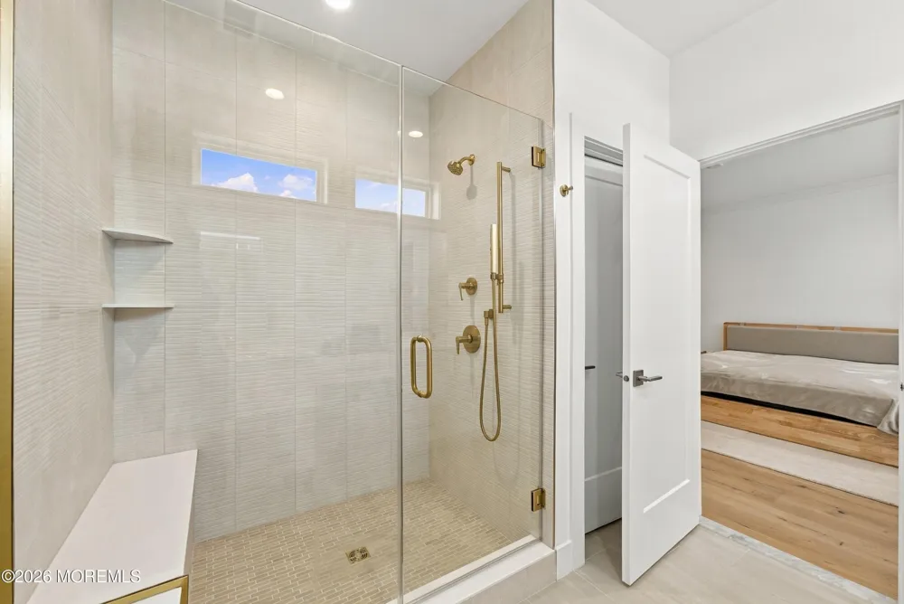 68 Augustus Drive #87 Middletown, NJ 07748