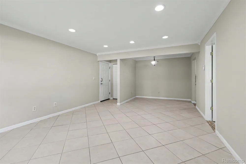 525 Fairbrook Street #108 Northville City, MI 48167