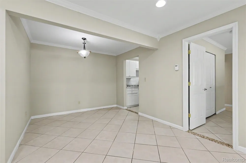 525 Fairbrook Street #108 Northville City, MI 48167