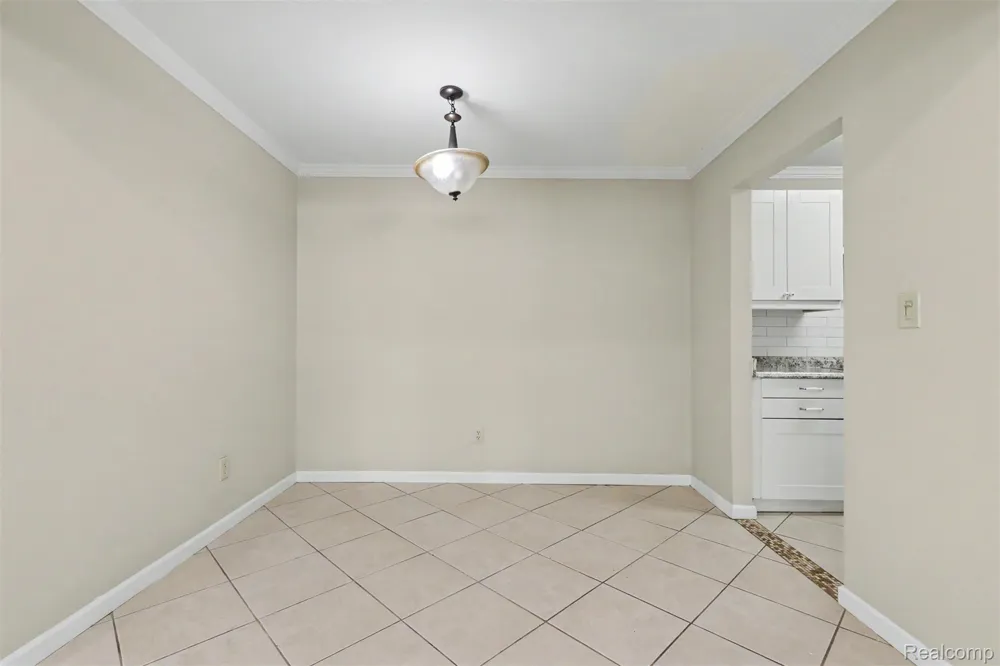 525 Fairbrook Street #108 Northville City, MI 48167