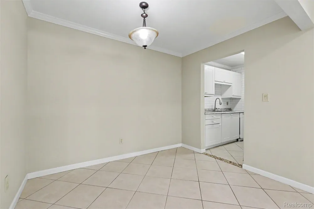 525 Fairbrook Street #108 Northville City, MI 48167