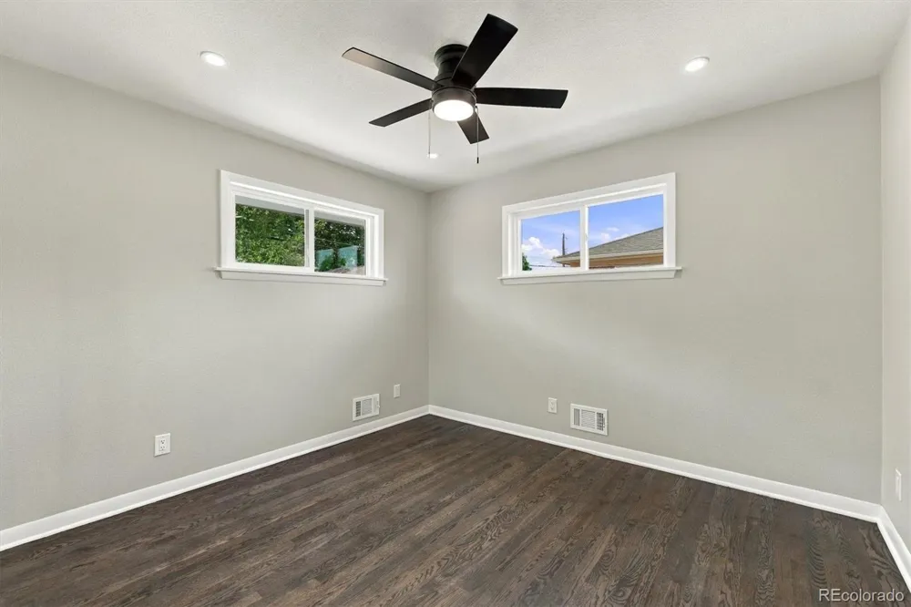 6851 Morrison Drive Denver, CO 80221