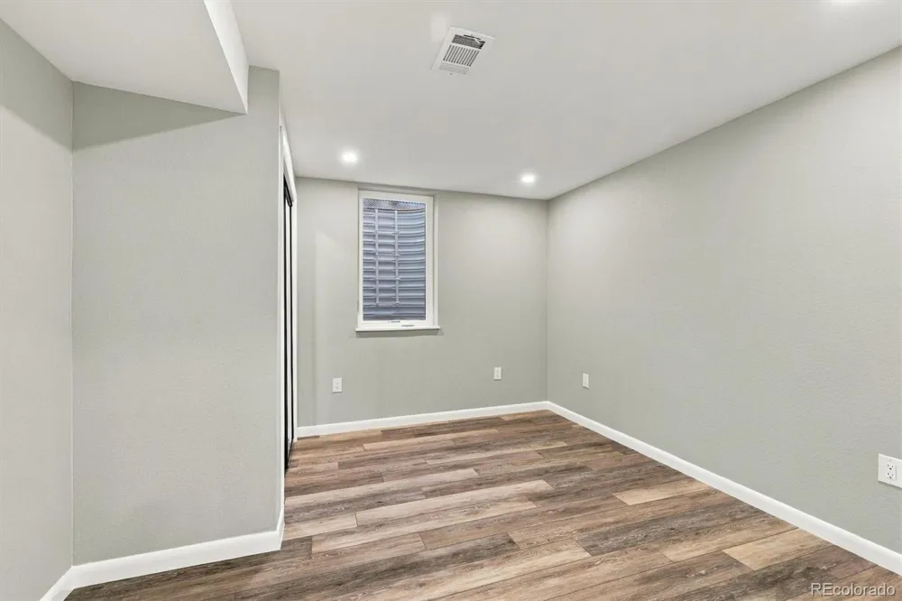 6851 Morrison Drive Denver, CO 80221