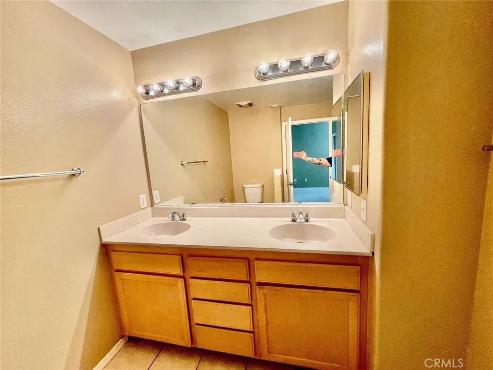 310 E McCoy Lane #11G Santa Maria, CA 93455