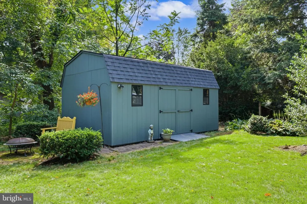 1310 FORREST DRIVE New Cumberland, PA 17070