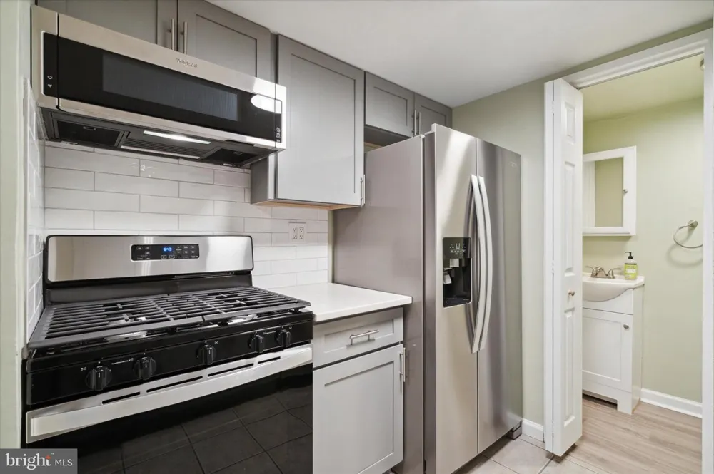 3333 COMLY ROAD #5 Philadelphia, PA 19154