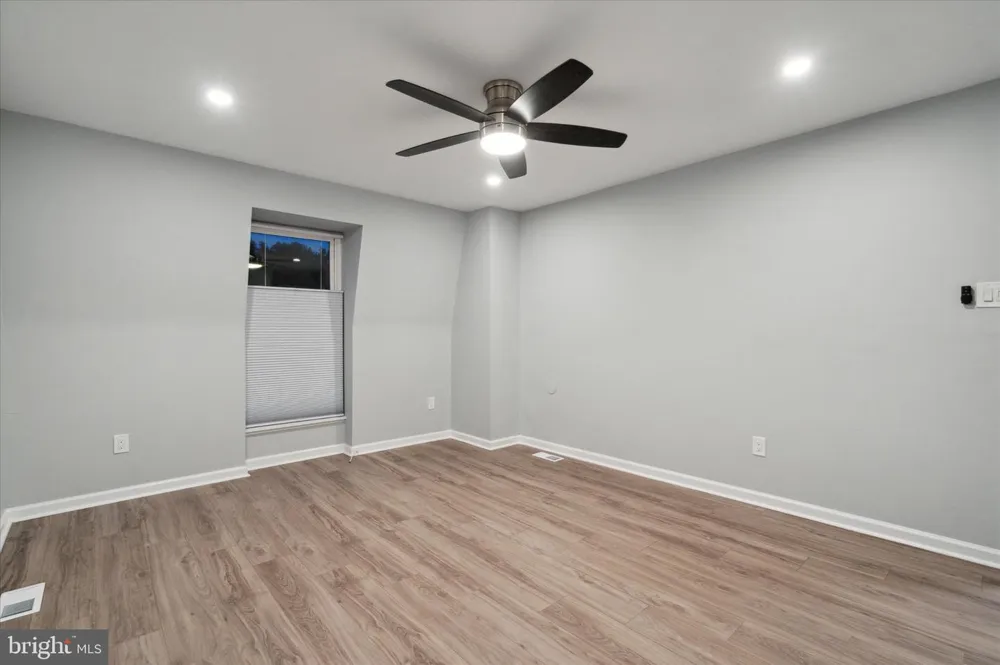 3333 COMLY ROAD #5 Philadelphia, PA 19154