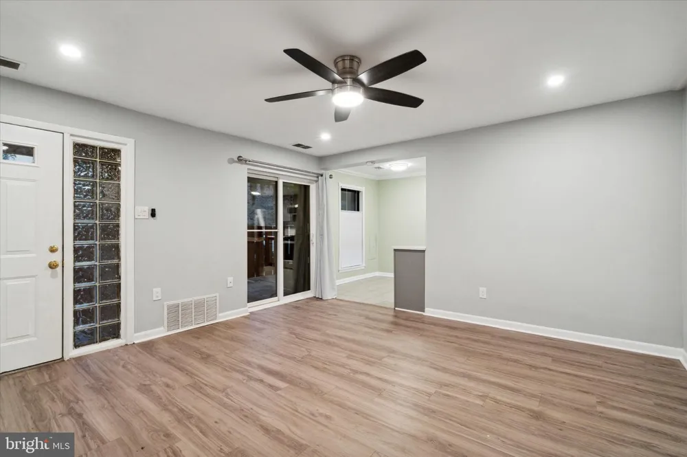 3333 COMLY ROAD #5 Philadelphia, PA 19154