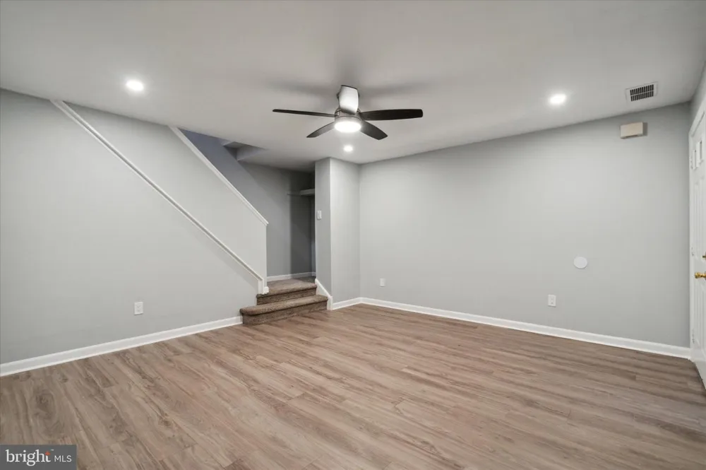 3333 COMLY ROAD #5 Philadelphia, PA 19154