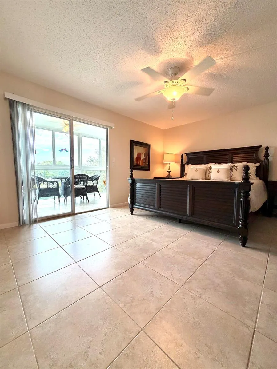4104 Cambridge E #4104 Deerfield Beach, FL 33442