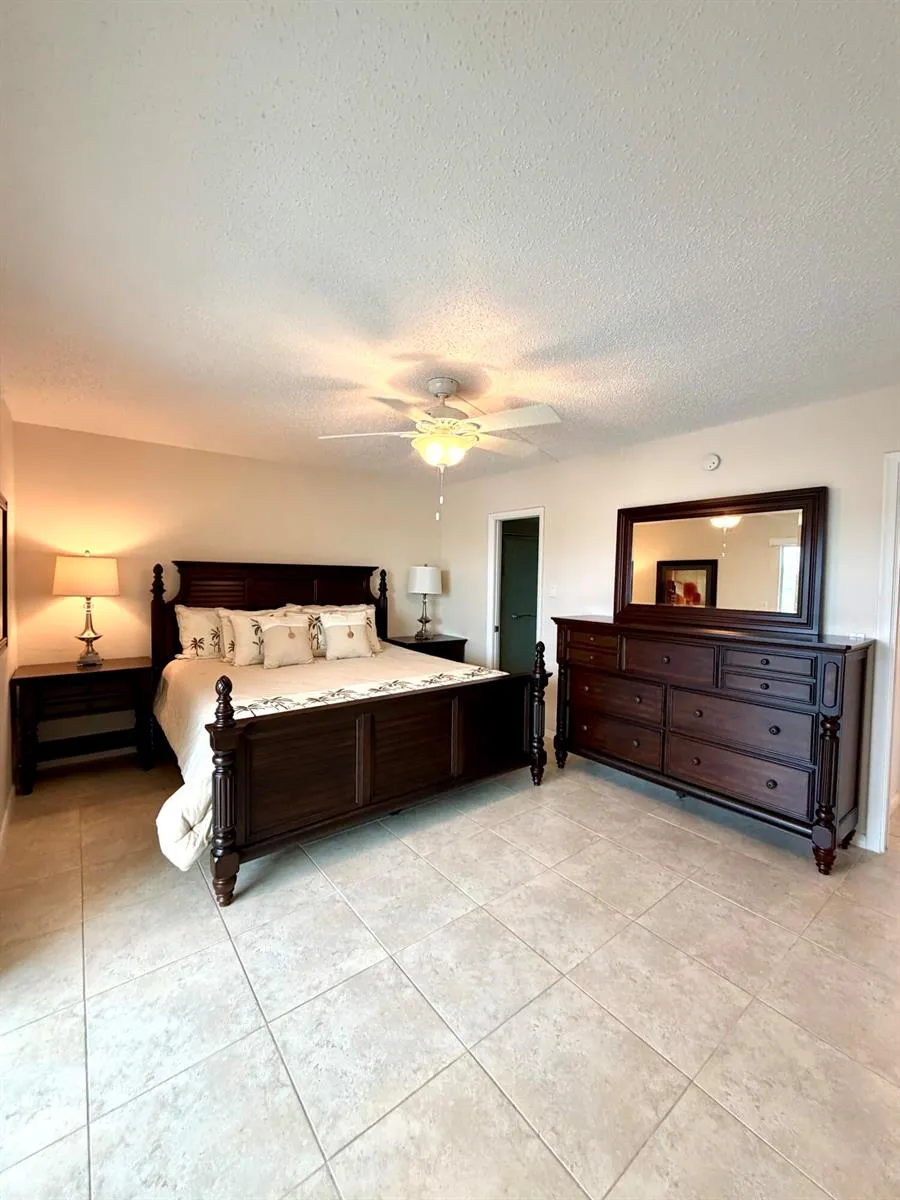 4104 Cambridge E #4104 Deerfield Beach, FL 33442