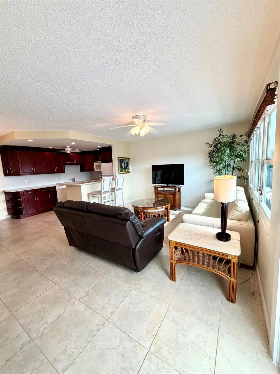 4104 Cambridge E #4104 Deerfield Beach, FL 33442