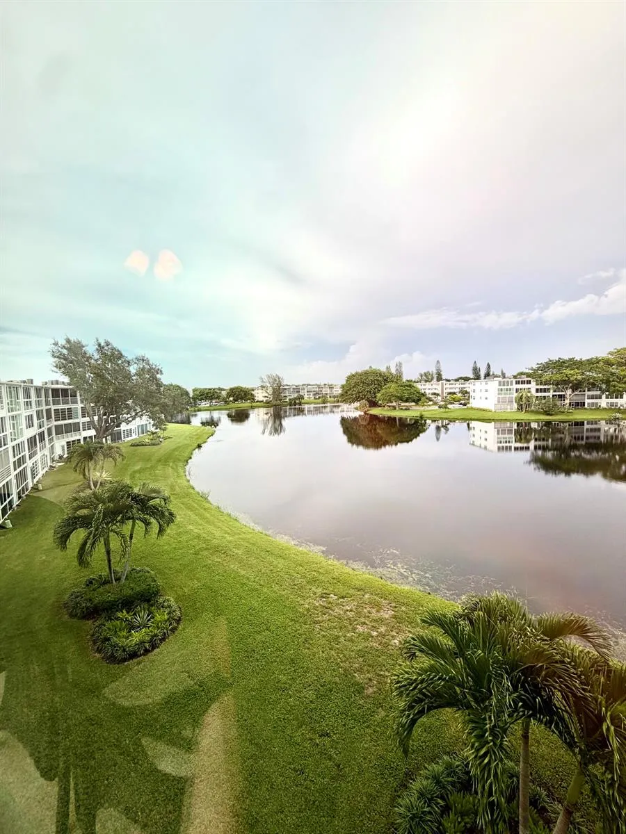 4104 Cambridge E #4104 Deerfield Beach, FL 33442